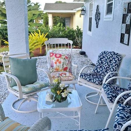 Palm Springs 3-Bedroom 2-Bath 5 Miles To The Beach Lake Worth Beach Exterior photo